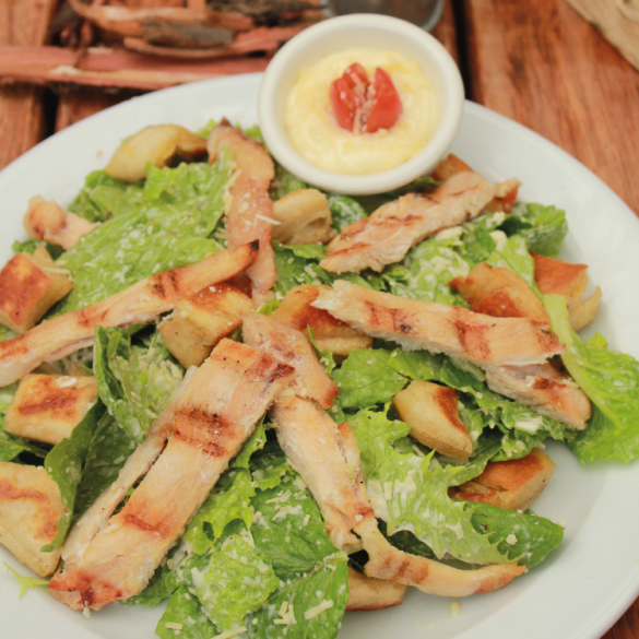 Ensalada Cesar con Pollo
